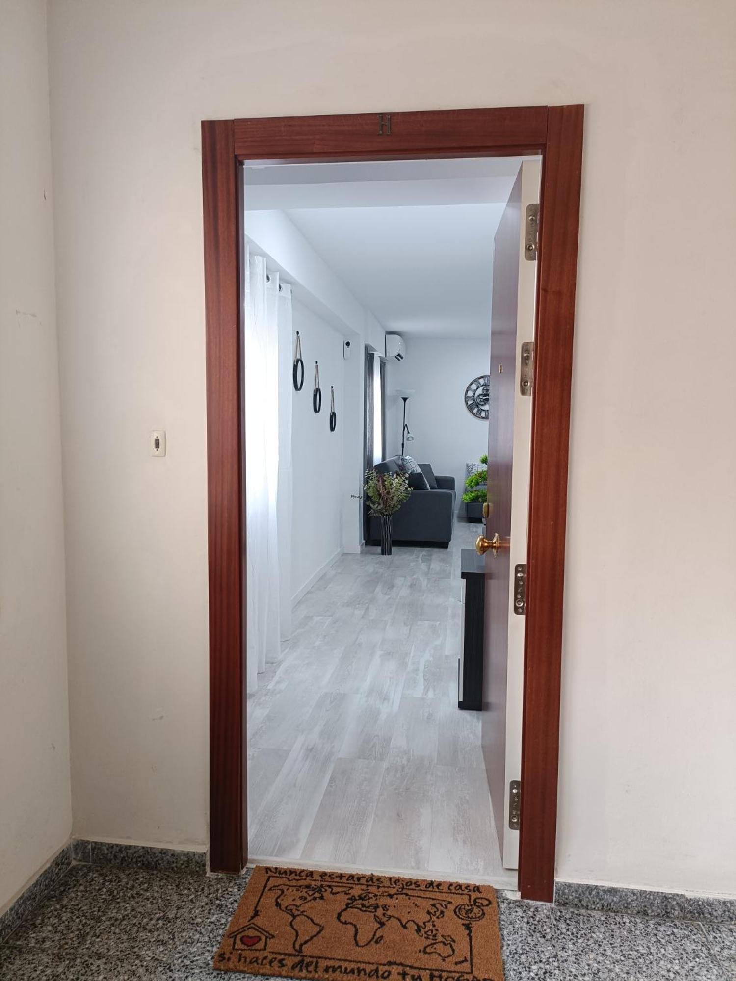 Mare De Deu, Vivienda Vacacional Para Familias Y Mayores De 25 Anos En El Grao De Gandia-Playa Playa de Gandia Екстер'єр фото